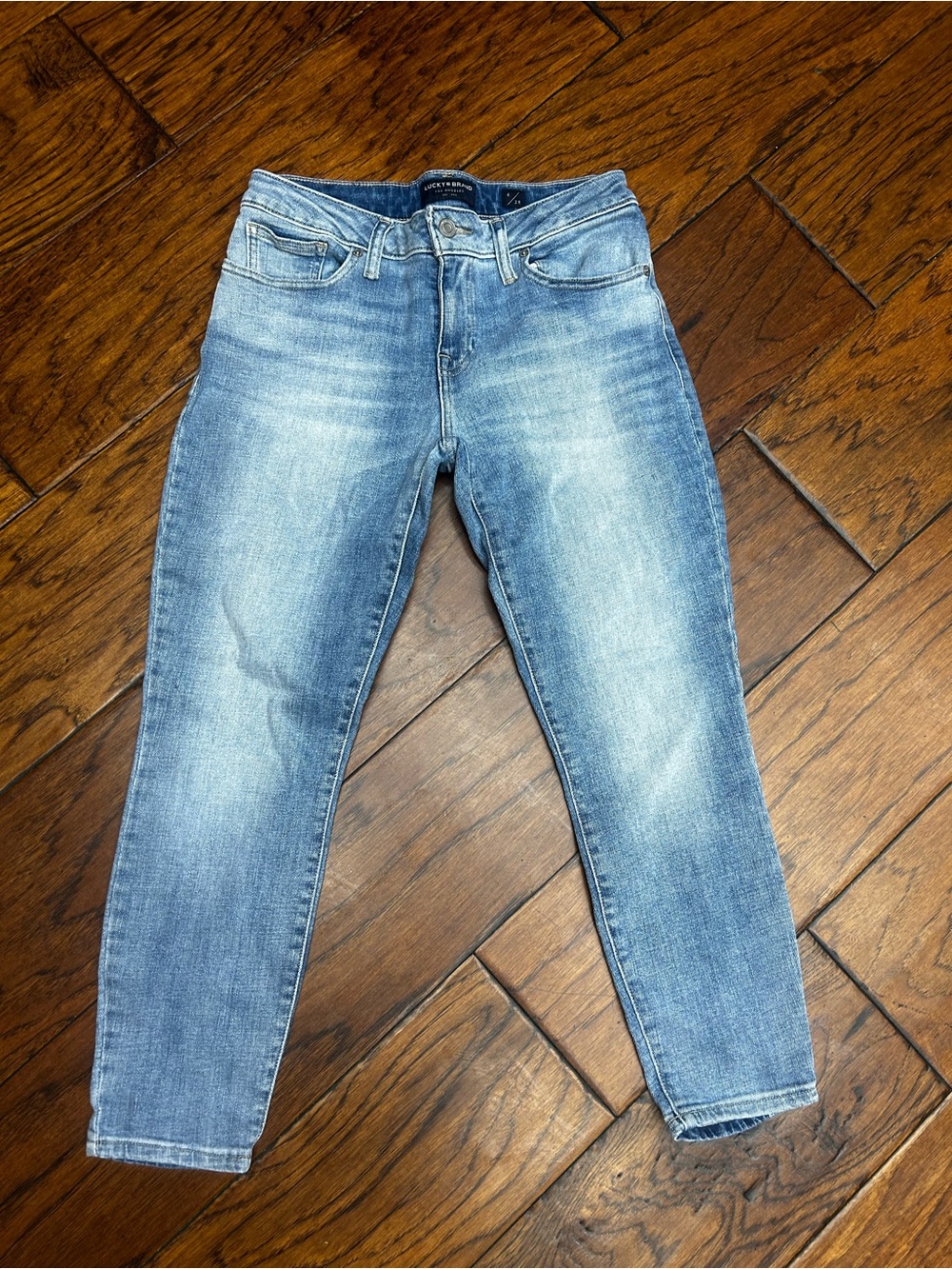 Lucky Brand Light Blue‎ low rise crop Lolita Jeans